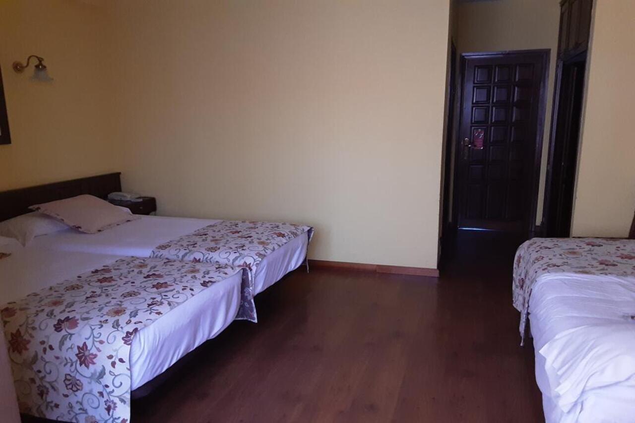 Hotel Marqués de la Moral Naveces Esterno foto