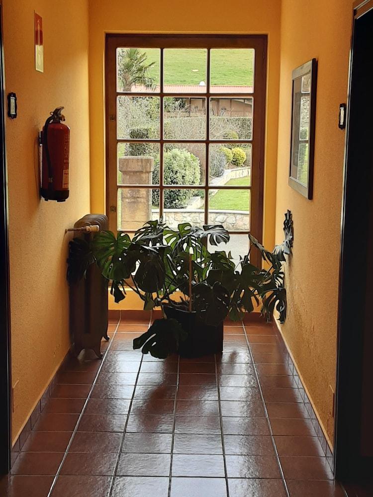 Hotel Marqués de la Moral Naveces Esterno foto